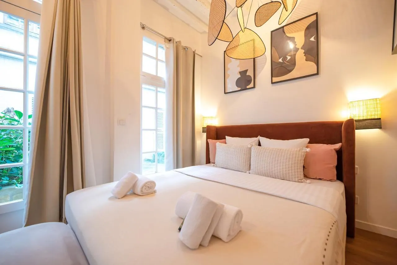 Dreamyflat - Heart Of Marais Aparthotel Paris